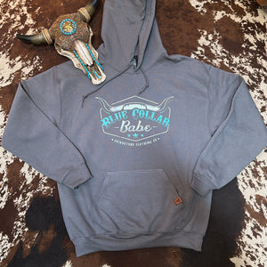 Blue collar babe