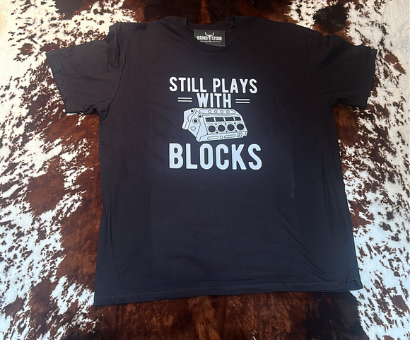Still plays with blocks